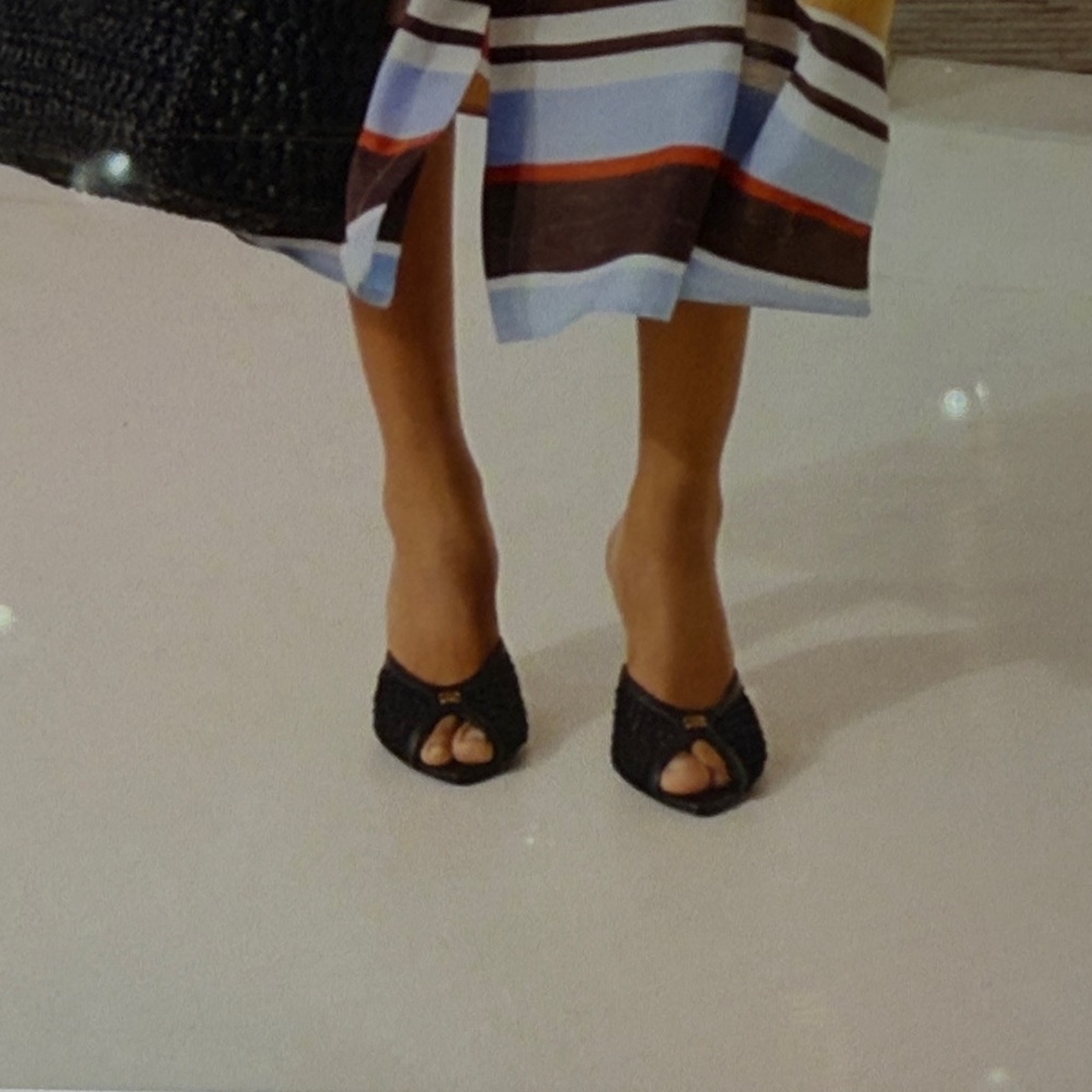 CHANEL Black Mesh Open-Toe Mule Heels with Burgundy Insole - Picture 5 of 5